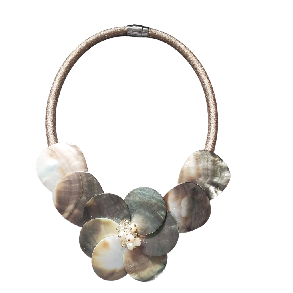 Designer Gardenia Jewelry Mother Of Pearl Floral Necklace/ Choker.